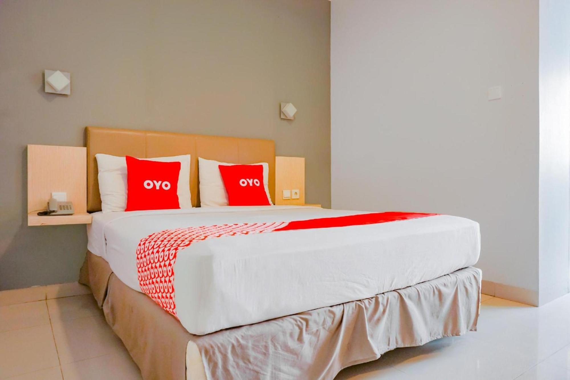 Collection O Hotel Antara Giacarta Esterno foto